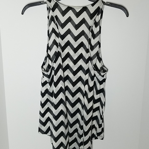 Lot of 3 Racerback Fun Tanks - Picture 5 of 8